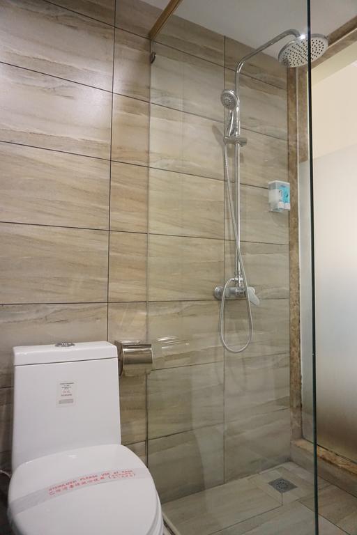 Guangdong Oversea Chinese Hotel Guangzhou Bagian luar foto